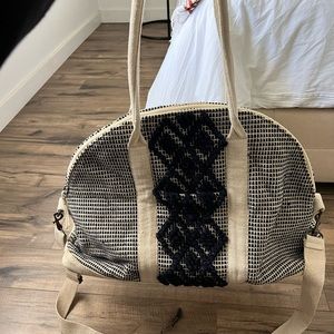 Universal Thread Boho Weekender